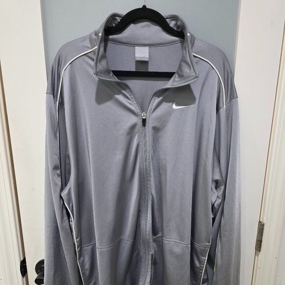 Vintage Nike Silver Full Zip Track Jacket XXL Men’s Athletic Lightweight Layer - Picture 1 of 4